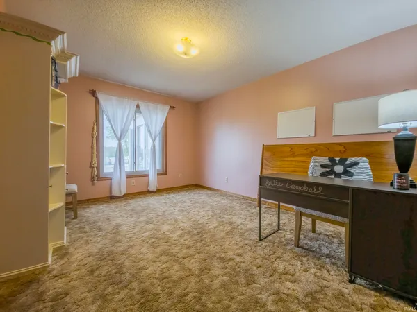 $234,900 | 872 County Road 150 North, Grayville, IL 62844
