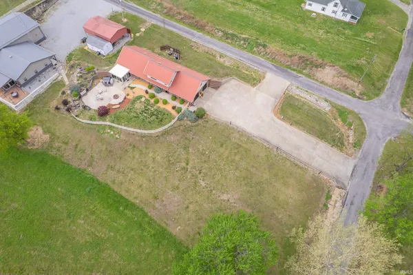 $234,900 | 872 County Road 150 North, Grayville, IL 62844