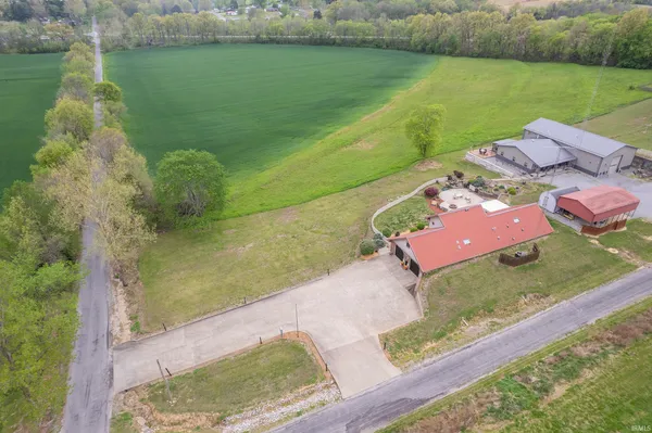 $234,900 | 872 County Road 150 North, Grayville, IL 62844