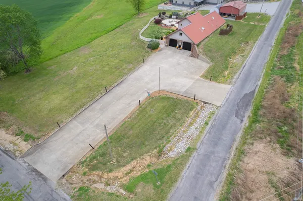 $234,900 | 872 County Road 150 North, Grayville, IL 62844