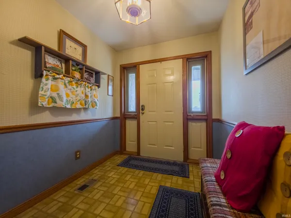 $234,900 | 872 County Road 150 North, Grayville, IL 62844