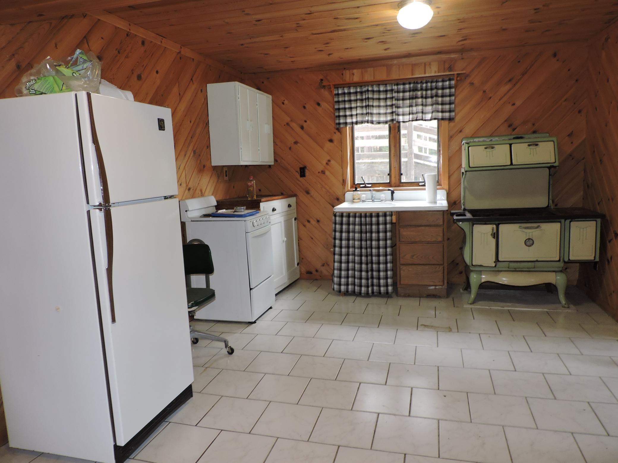 26389 Reilly Beach Road Bovey, MN 55709 - Photo 21 of 37