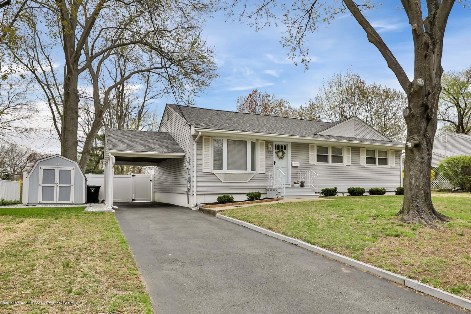 267 Edgemoor Road Belford, NJ 07718 - Photo 1 of 20 Front