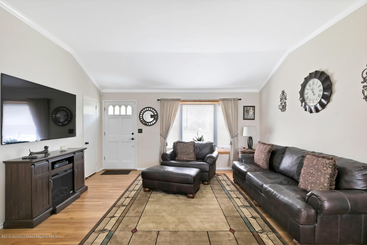 267 Edgemoor Road Belford, NJ 07718 - Photo 6 of 20 267 Edgemoor Rd Belford NJ-large-008-3-1