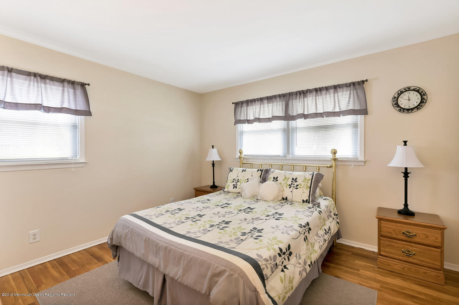 267 Edgemoor Road Belford, NJ 07718 - Photo 8 of 20 267 Edgemoor Rd Belford NJ-large-002-10-