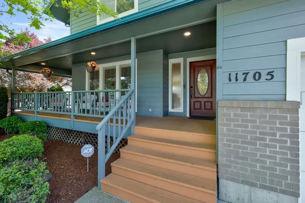 $549,900 | 11705 South Littler Drive, Spokane, WA 99223