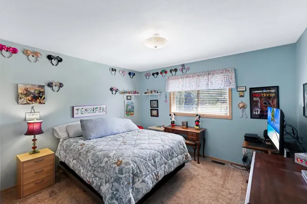 $549,900 | 11705 South Littler Drive, Spokane, WA 99223