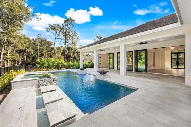 $4,295,000 | 3891 Brynwood Drive, Naples, FL 34119