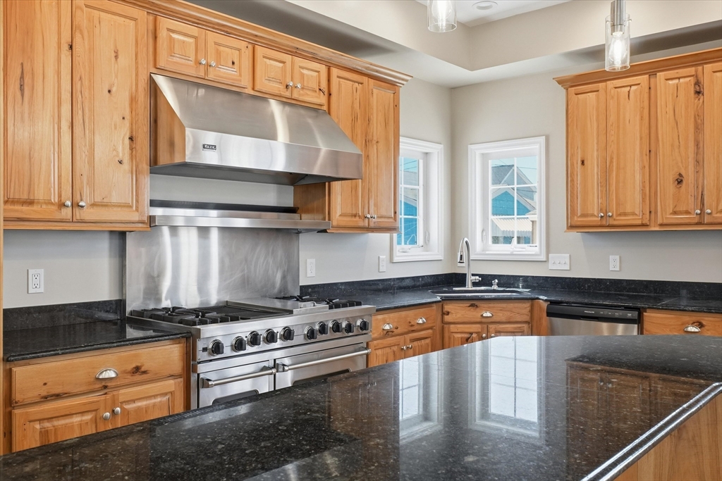 27 Bittersweet Lane Hampton, NH 03842 - Photo 13 of 42
