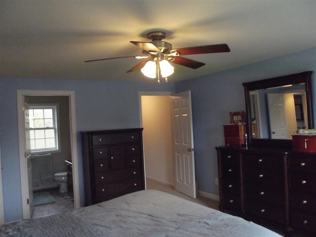 27 Collins Circle Rochester, NH 03867 - Photo 21 of 40