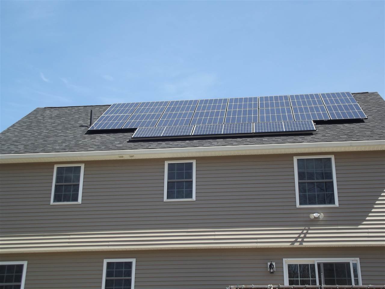 27 Collins Circle Rochester, NH 03867 - Photo 4 of 40