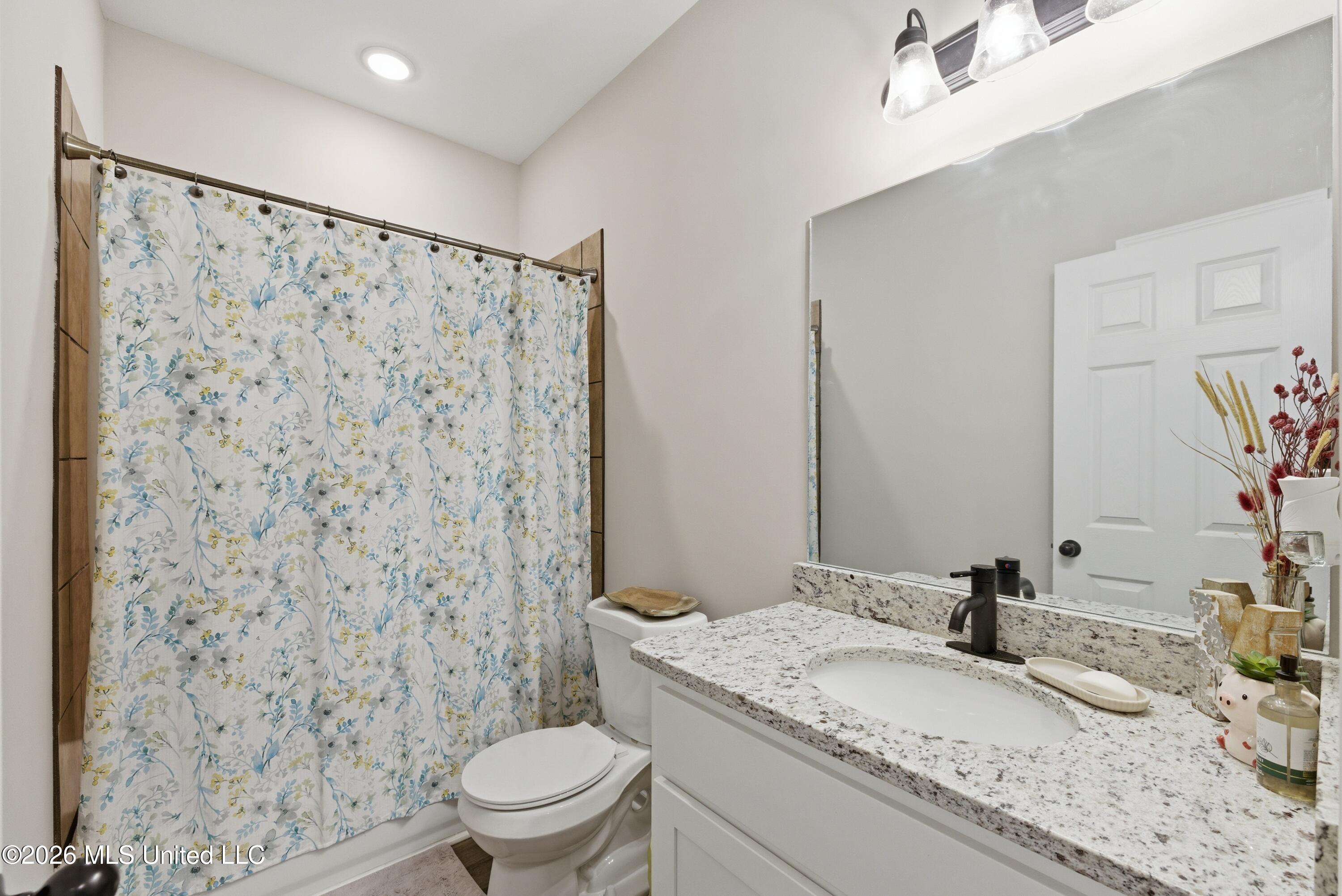 205 Clover Cove Coldwater, MS 38618 - Photo 15 of 29 934A1661