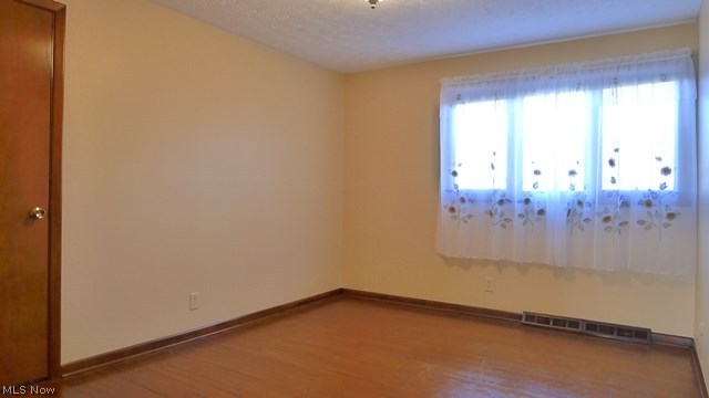 939 Brainard Road Cleveland, OH 44143 - Photo 16 of 21 Gallery Image 16