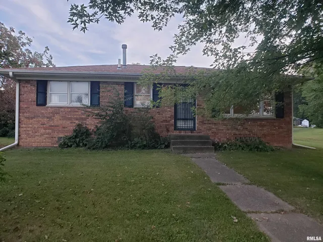 $175,000 | 226 4th Avenue West, Andalusia, IL 61232