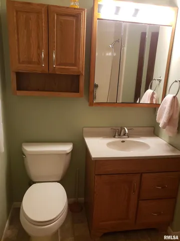 $175,000 | 226 4th Avenue West, Andalusia, IL 61232