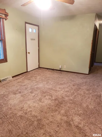 $175,000 | 226 4th Avenue West, Andalusia, IL 61232