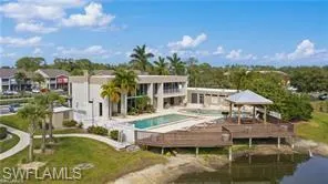 $1,600 | 153 Santa Clara Drive, Unit 10, Naples, FL 34104