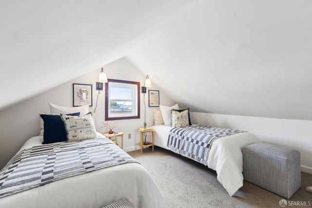 a black and white photo of a black and white photo