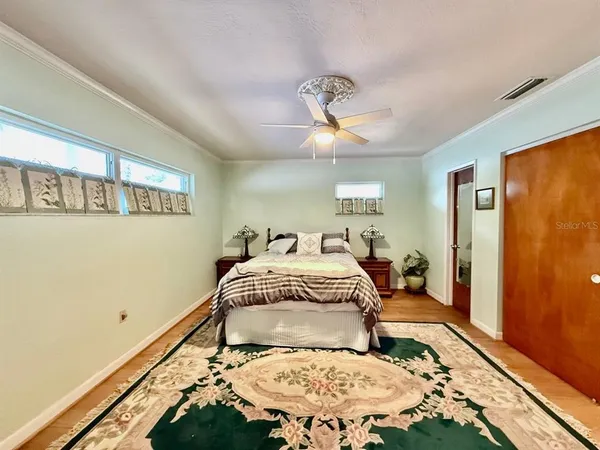 $3,700 | 9970 54th Avenue North, St. Petersburg, FL 33708