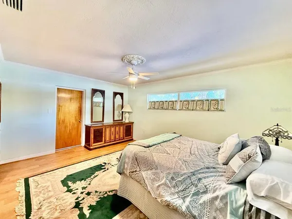 $3,700 | 9970 54th Avenue North, St. Petersburg, FL 33708