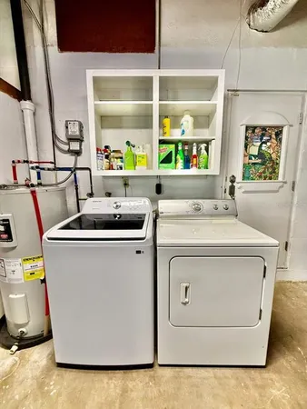 $3,700 | 9970 54th Avenue North, St. Petersburg, FL 33708