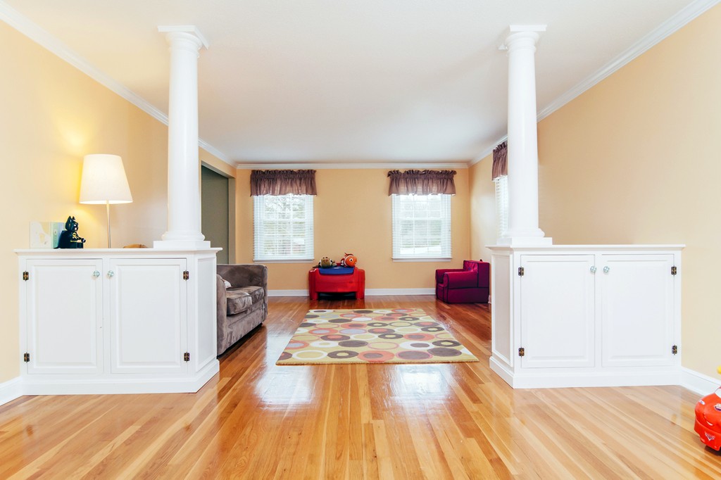 24 Launching Road Andover, MA 01810 - Photo 6 of 30 Gallery Image 6
