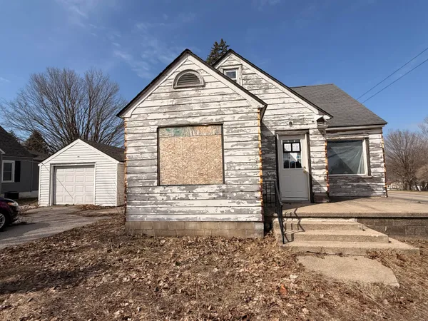 $42,000 | 7 South Elm Street, Hesperia, MI 49421