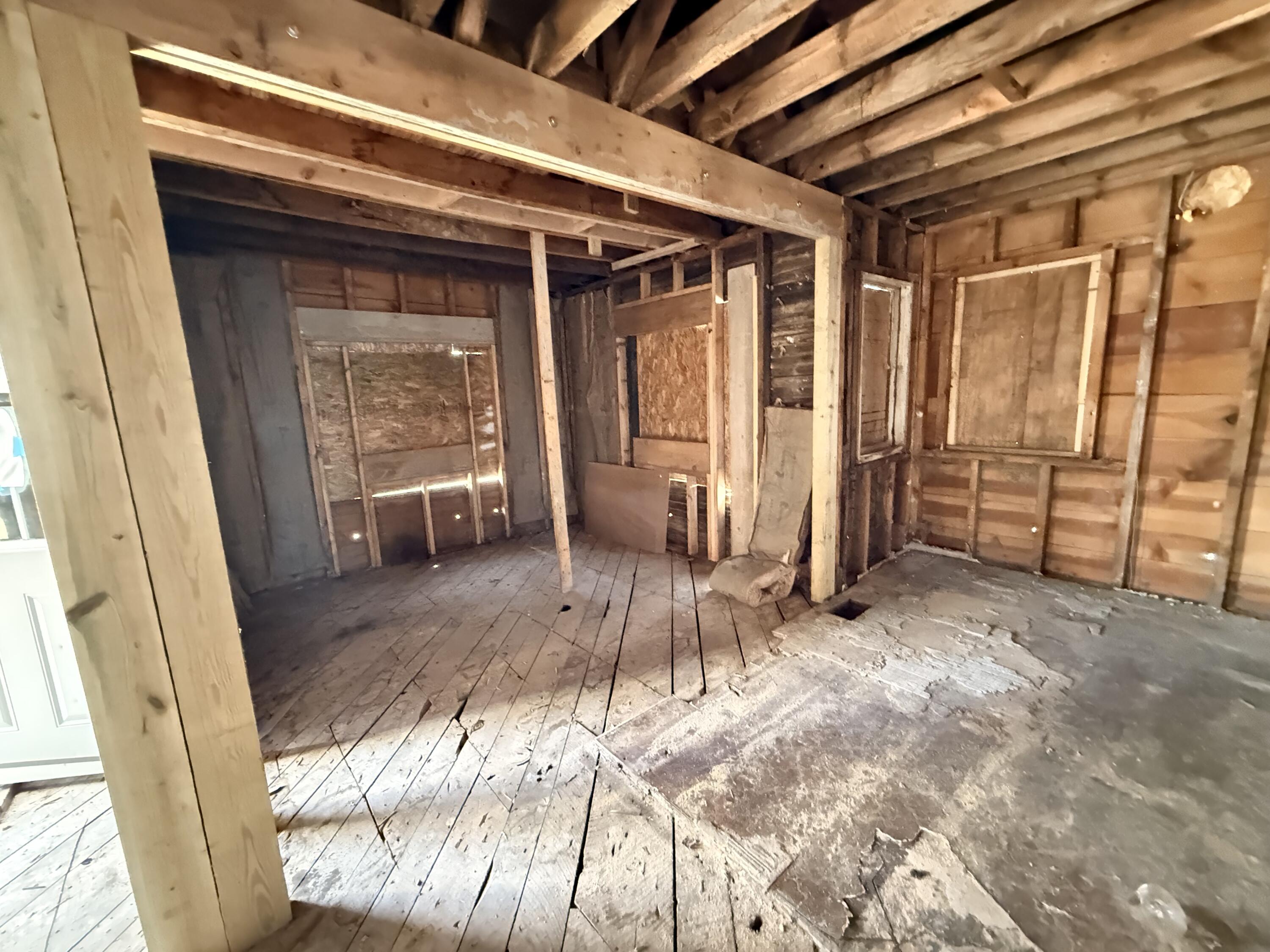 7 South Elm Street Hesperia, MI 49421 - Photo 13 of 25 IMG_3784