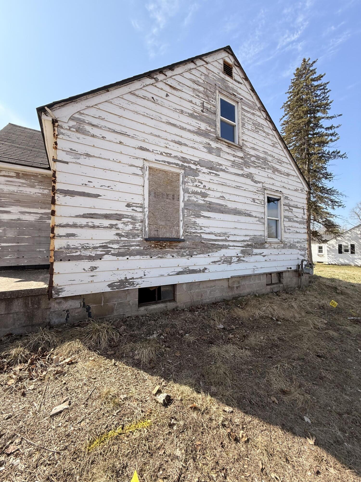 7 South Elm Street Hesperia, MI 49421 - Photo 6 of 25 IMG_3790