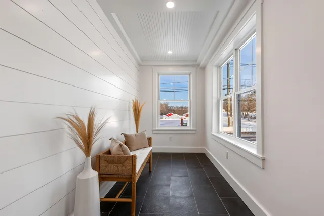 $2,100,000 | 17 Piscassic Road, Newfields, NH 03856