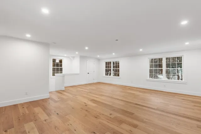 $2,100,000 | 17 Piscassic Road, Newfields, NH 03856