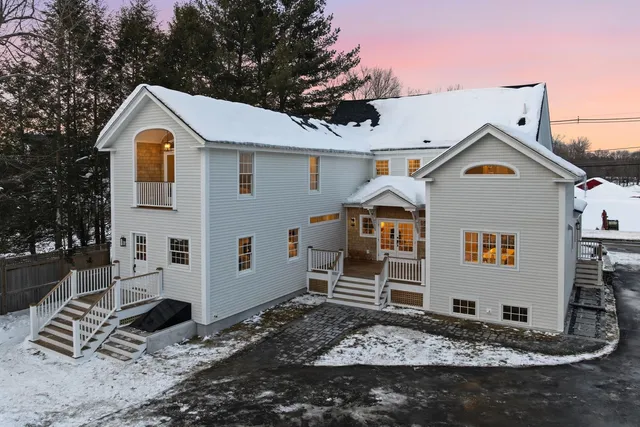 $2,100,000 | 17 Piscassic Road, Newfields, NH 03856