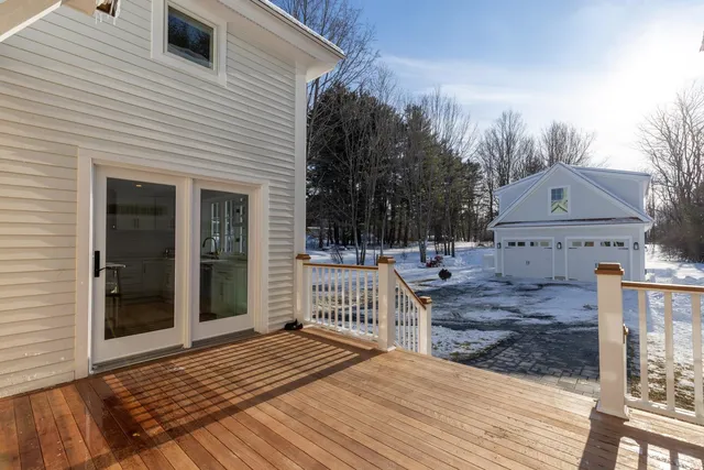 $2,100,000 | 17 Piscassic Road, Newfields, NH 03856