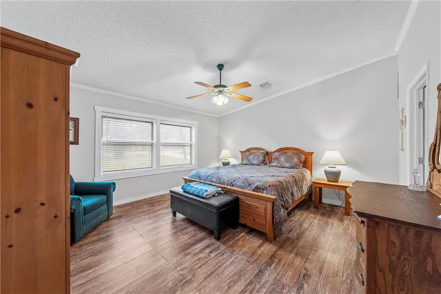 $299,500 | 429 Water Tower Road, Axtell, TX 76624