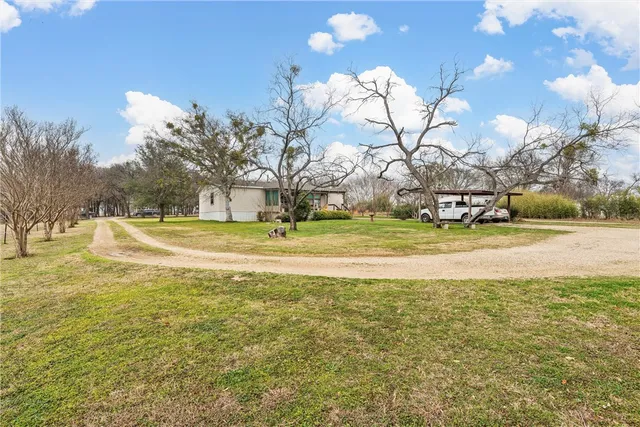 $299,500 | 429 Water Tower Road, Axtell, TX 76624
