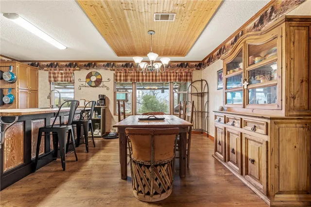 $299,500 | 429 Water Tower Road, Axtell, TX 76624