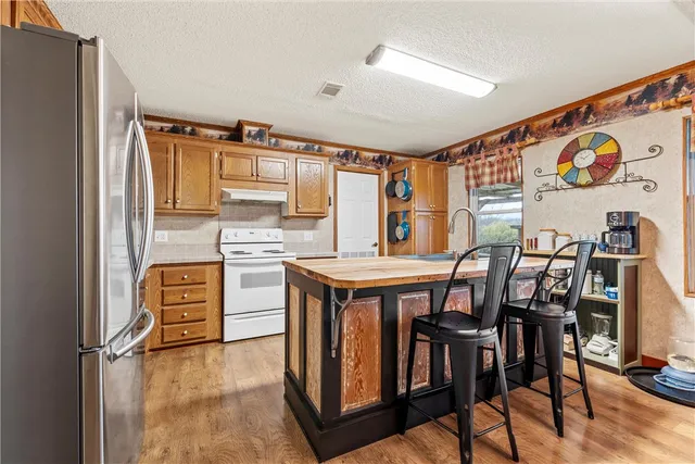 $299,500 | 429 Water Tower Road, Axtell, TX 76624