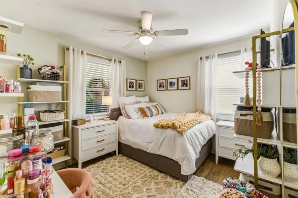 $325,000 | 14 Lynn Drive, West Deptford, NJ 08096