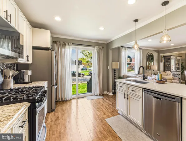 $325,000 | 14 Lynn Drive, West Deptford, NJ 08096