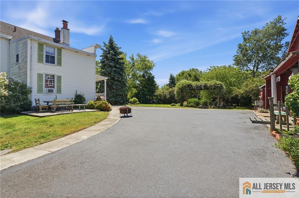 706 Old York Road Hightstown, NJ 08520 - Photo 47 of 58