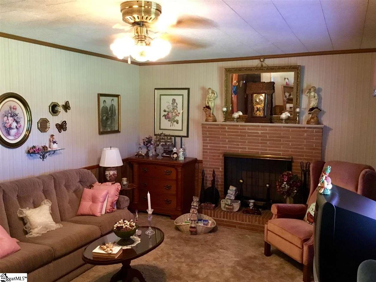 209 Locke Road Belton, SC 29627 - Photo 6 of 14