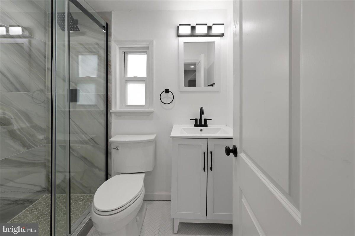 3140 Basford Road Frederick, MD 21703 - Photo 10 of 29 Main level full bath