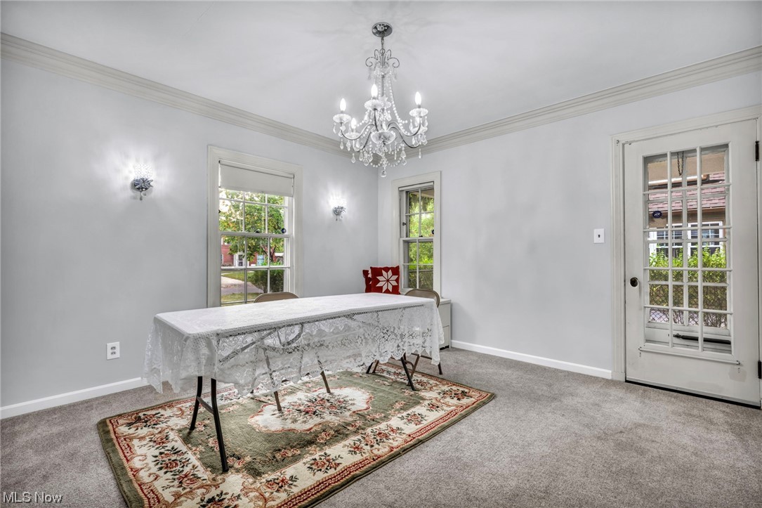 3179 Ludlow Road Cleveland, OH 44120 - Photo 9 of 31 Gallery Image 9