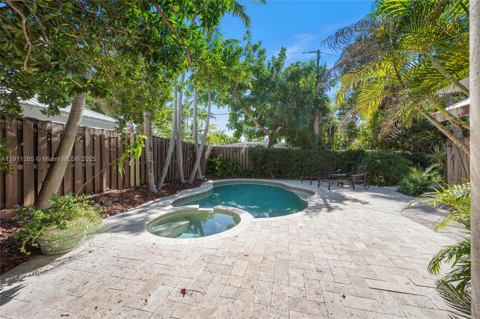 3308 Northeast 16th Place Fort Lauderdale, FL 33305 - Photo 29 of 31 a view of a back yard