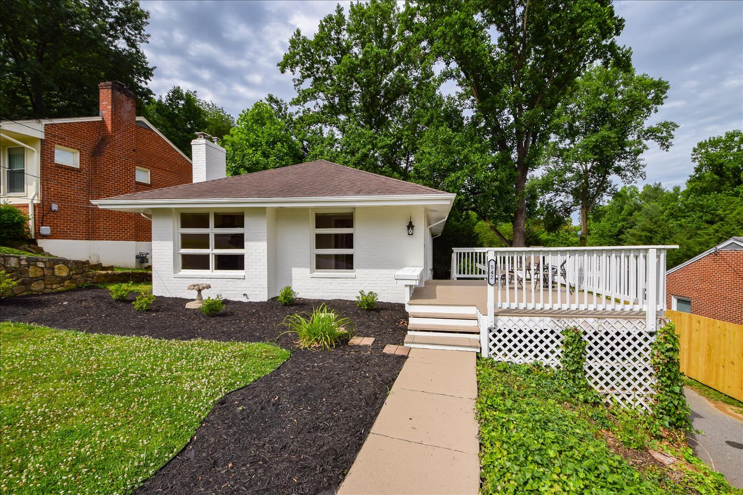 542 Dillard Road Southwest Roanoke, VA 24014 - Photo 14 of 33 542 Dillard-21