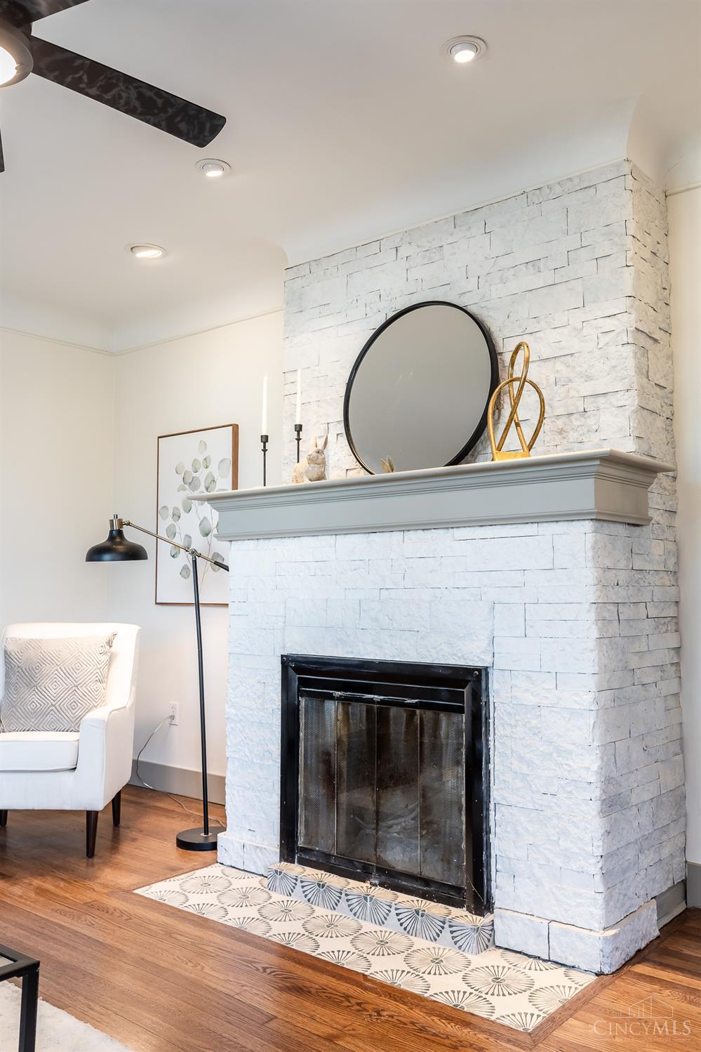 3161 Diehl Road Cincinnati, OH 45211 - Photo 8 of 31 Gallery Image 8