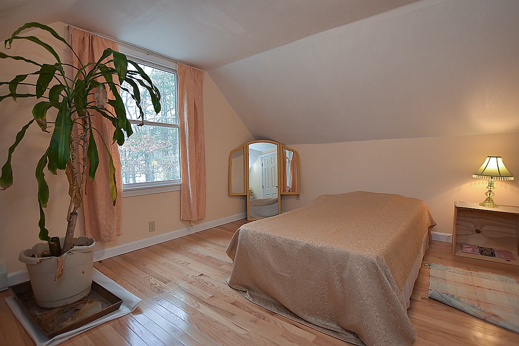 126 East Killingly Road Foster, RI 02825 - Photo 8 of 14