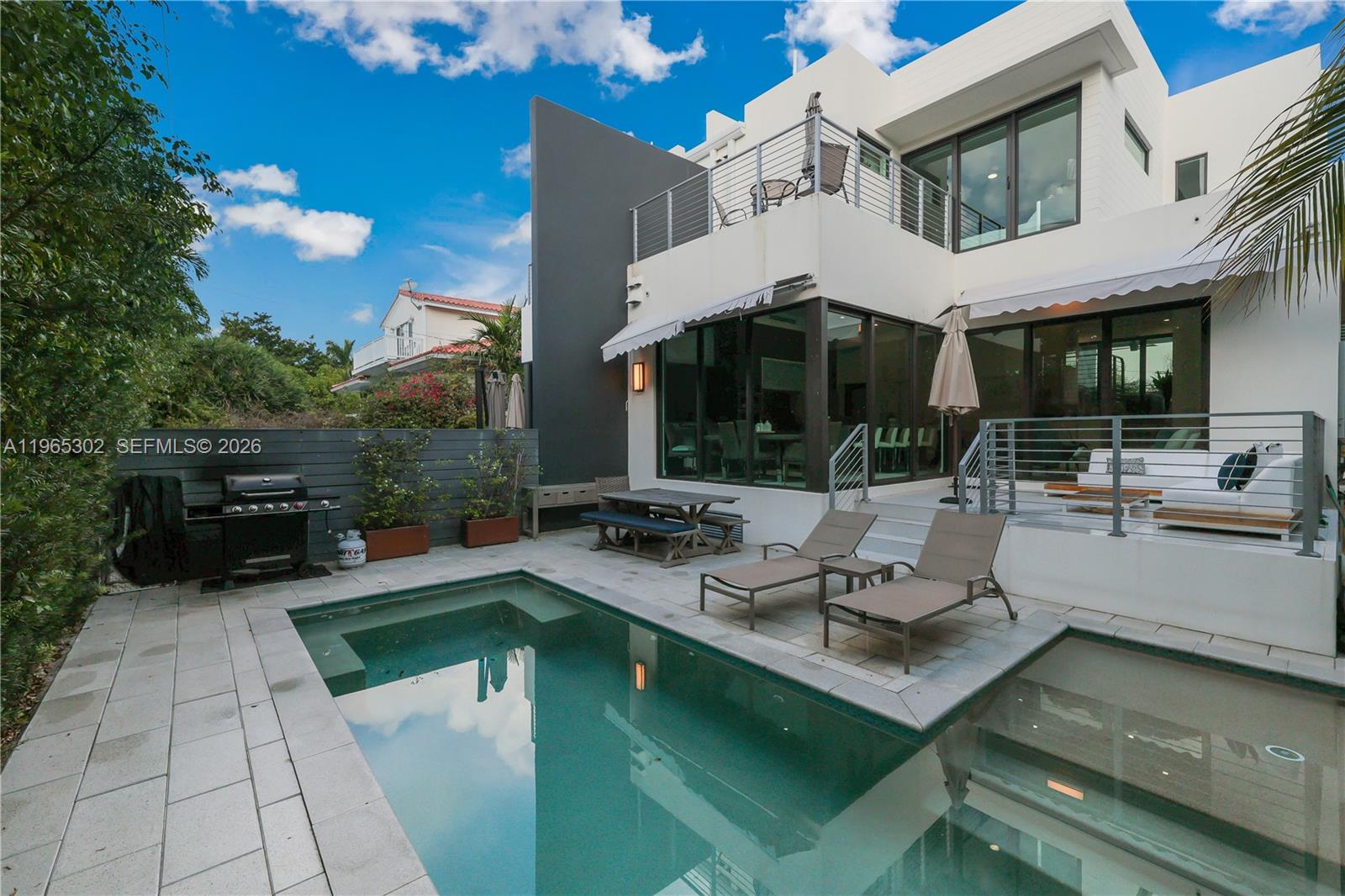 640 Fernwood Road Key Biscayne, FL 33149 - Photo 22 of 25