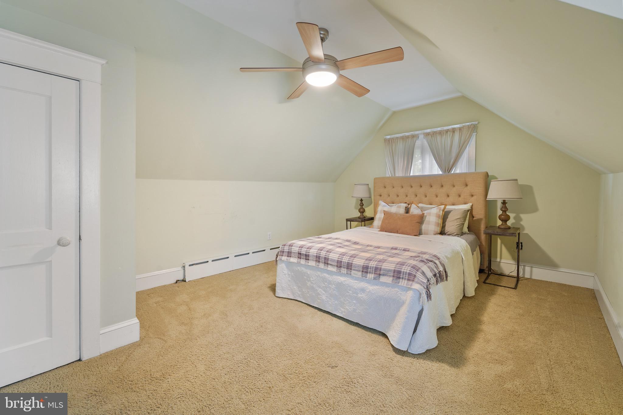 323 Pembroke Road Bala Cynwyd, PA 19004 - Photo 29 of 34 3rd Floor Room