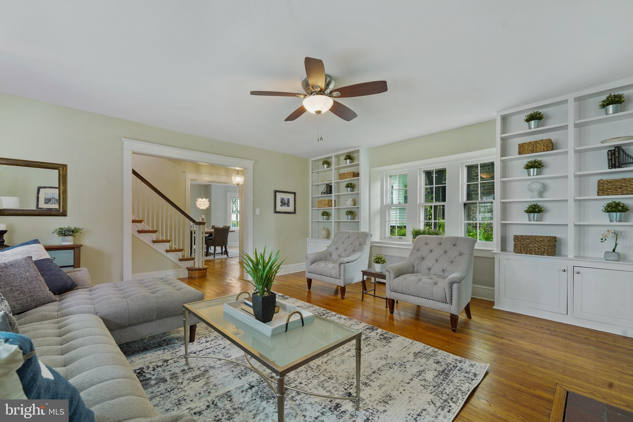 323 Pembroke Road Bala Cynwyd, PA 19004 - Photo 8 of 34 Living Room